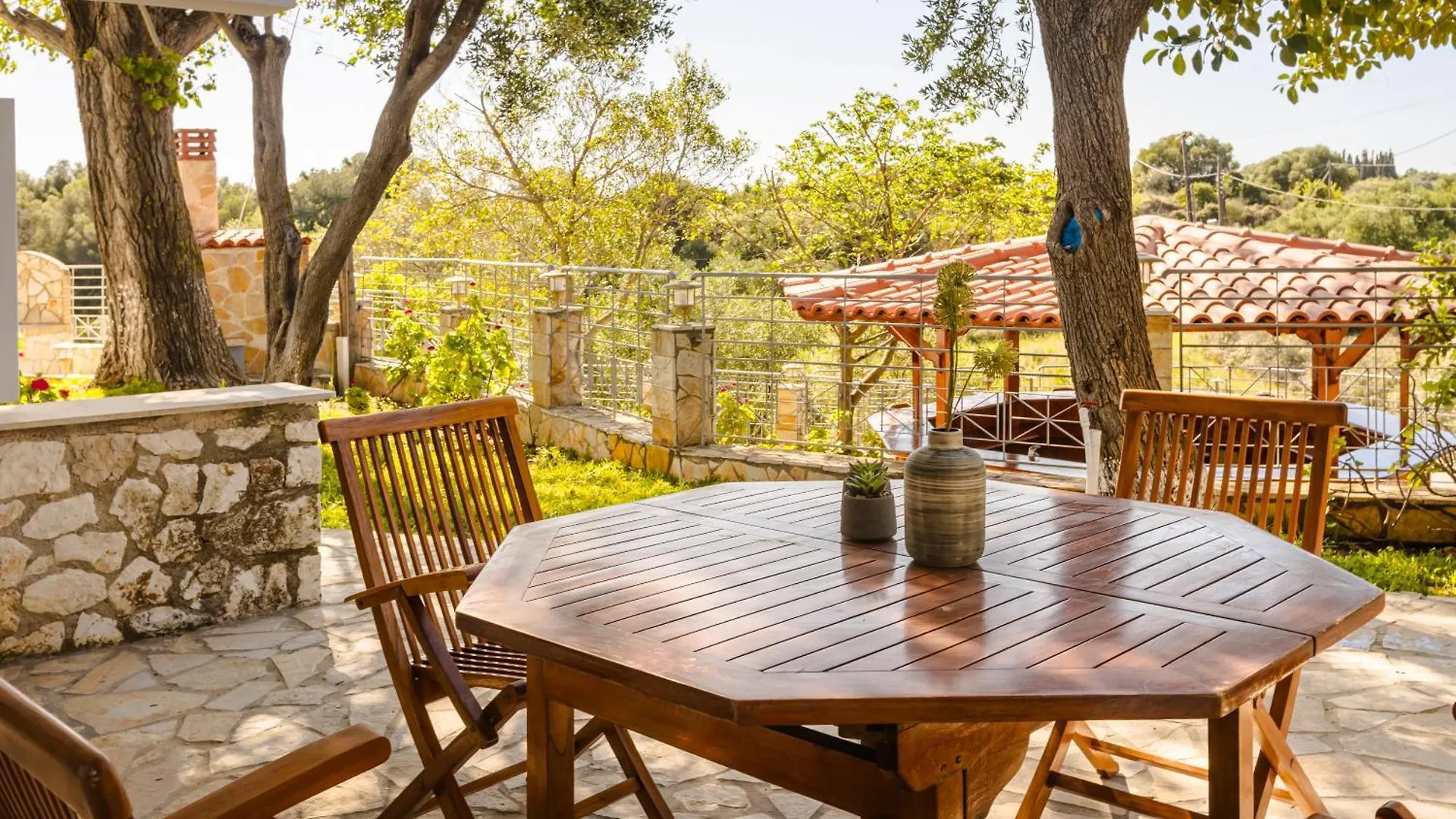 Hotel Costa Avithos Svoronata