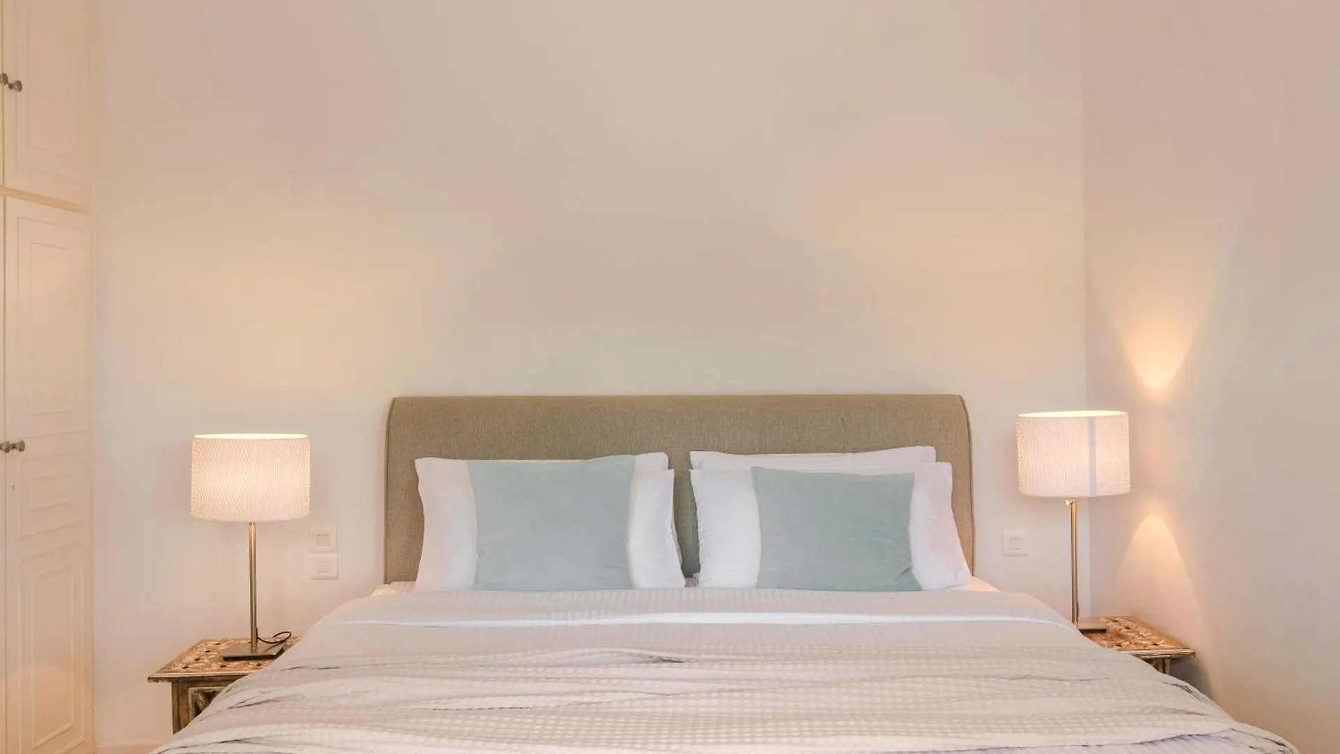Hotel Costa Avithos Svoronata