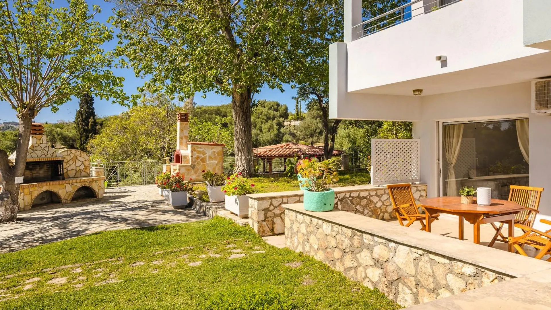 Hotel Costa Avithos Svoronata