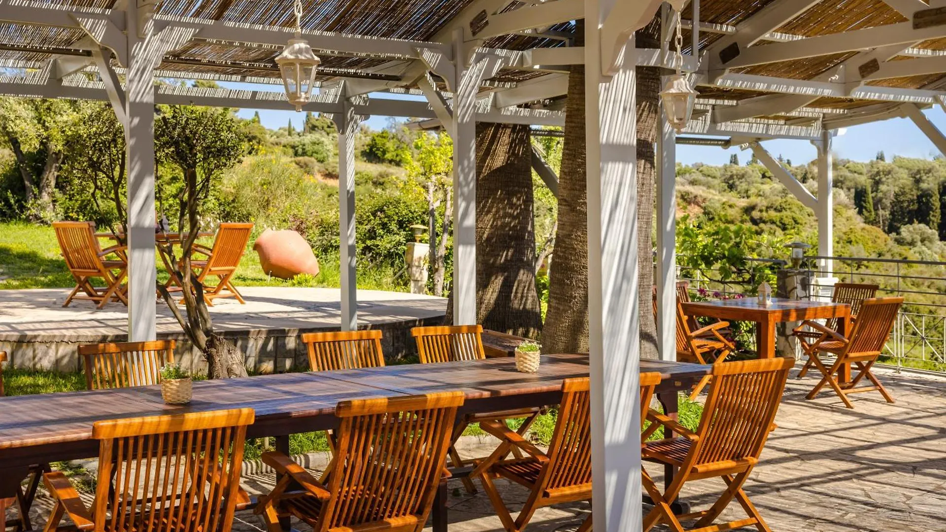 Hotel Costa Avithos Svoronata