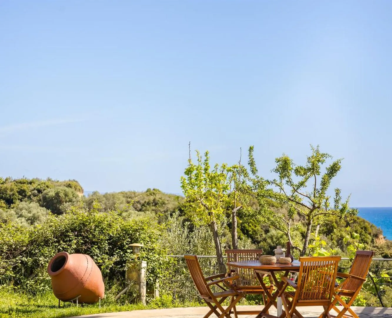 Hotel Costa Avithos Svoronata